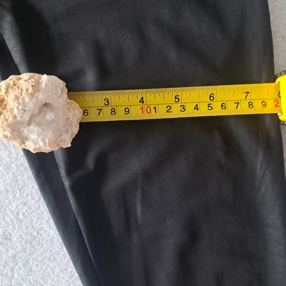 Guess Black Low Sheen Wet Look Spandex Leggings - Picture 7 of 10